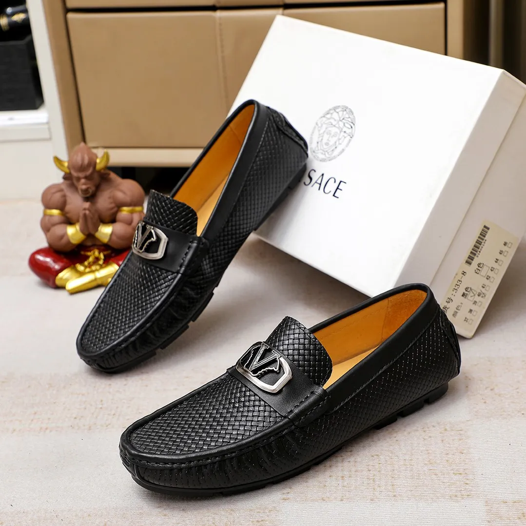 Men's shoes💰360💰💰[FENDI-FENDI] Classic new men's casual slip-on shoes🇨🇳Counter quality, original 1:1 high-quality workmanship💯The upper is made of imported first-layer cow Leather, 🐷leather lining, fashionable lazy beanie design 🌴casual Loaf style, with original raw rubber wear-resistant outsole 🌾definitely high-end and classy, only for drivers 🍀A must-have for trendy men, @@optional! 🍓Code number 38-45 (46🉑️customized, non-returnable and non-exchangeable)